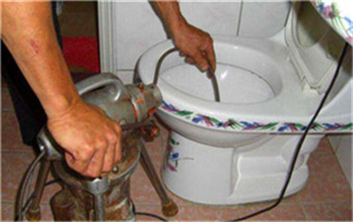 云城区专业上门厕所地漏马桶菜池蹲坑高压清洗疏通下水道服务电话